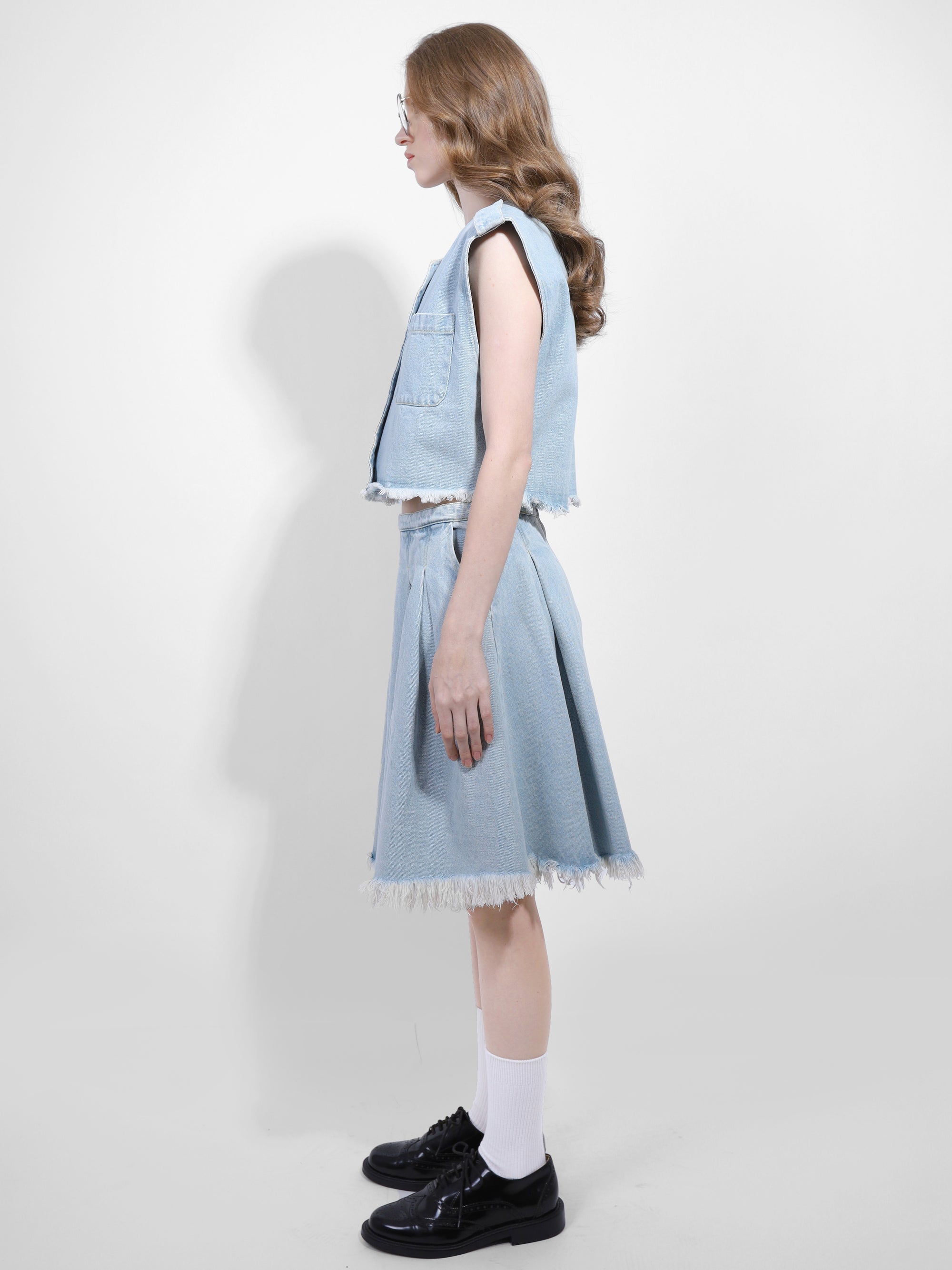 RAW HEM DENIM SKIRT