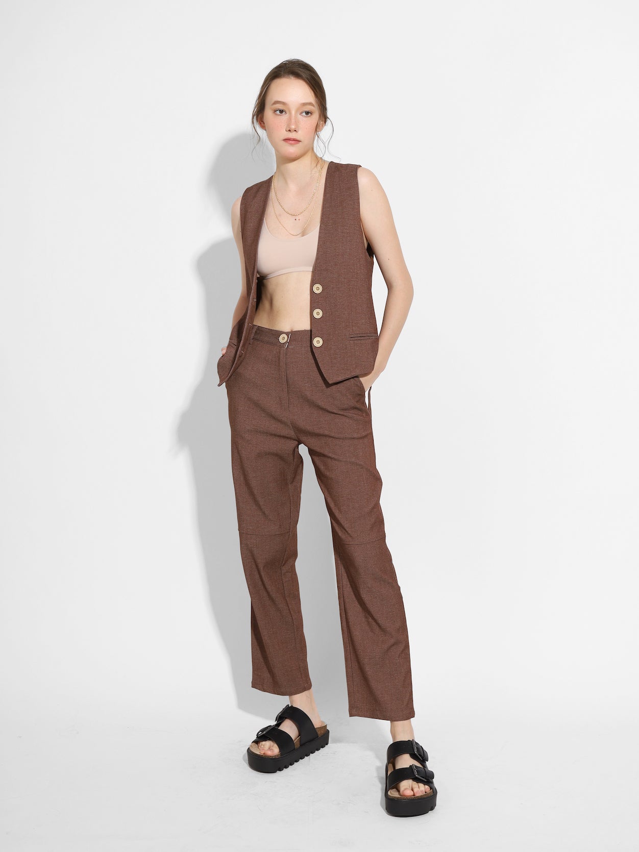 TAILORED SLIM CUT TROUSERS