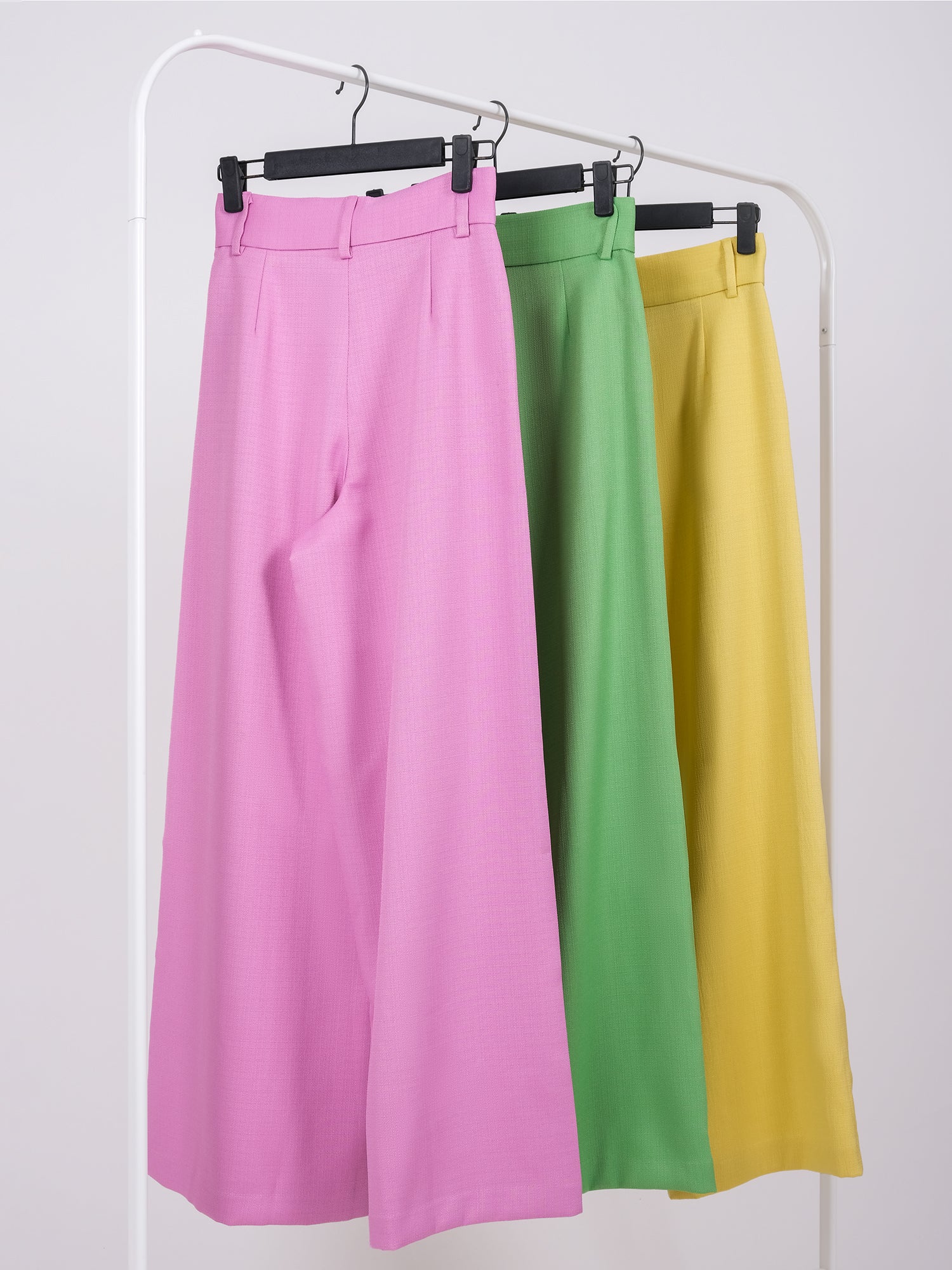 WIDE-LEG LINEN TROUSERS