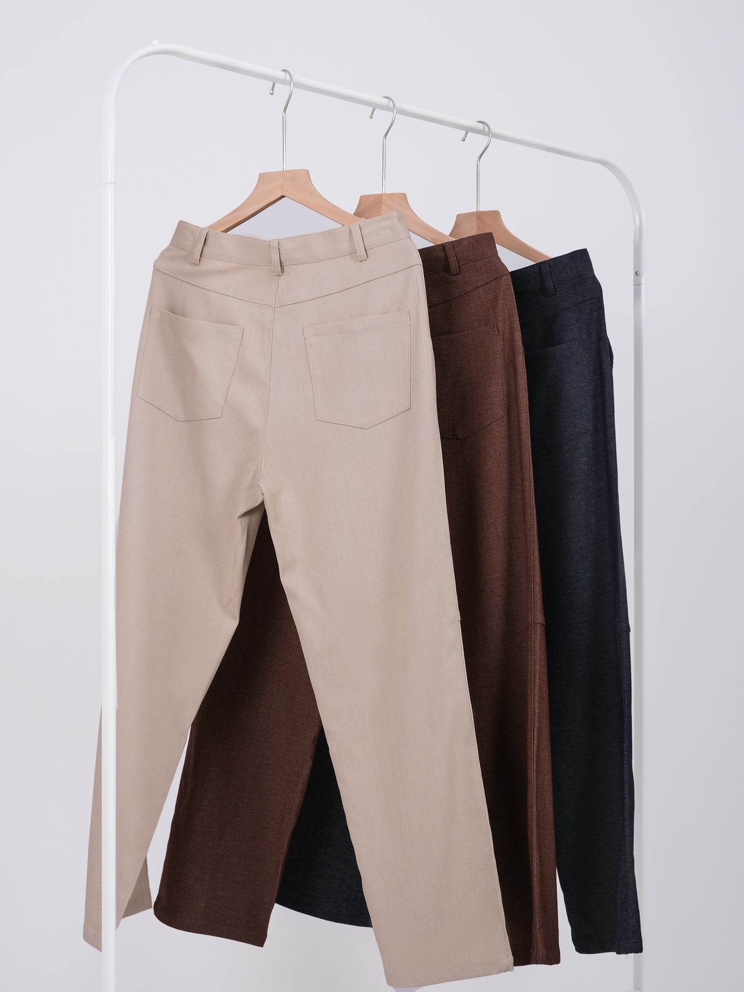 TAILORED SLIM CUT TROUSERS