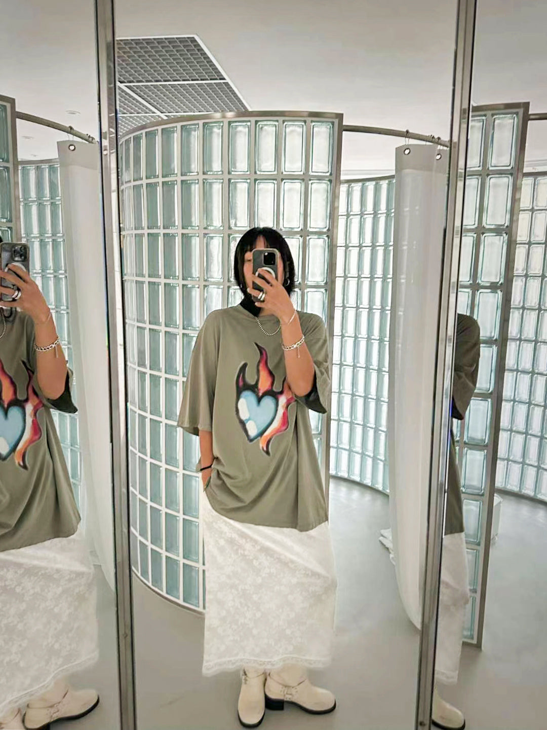 HANDMADE GRAPHIC TEE
