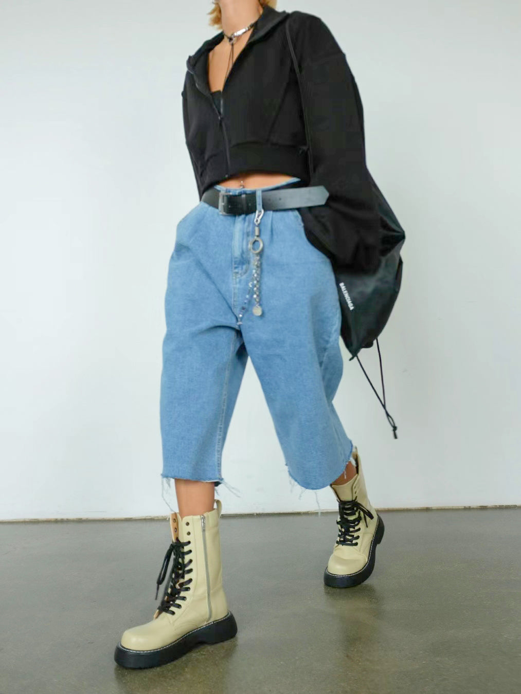 WASHED LONG LENGTH DENIM JORTS