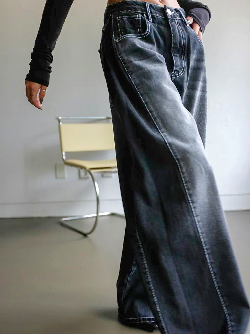 WASHED SIDE WIDE JEANS