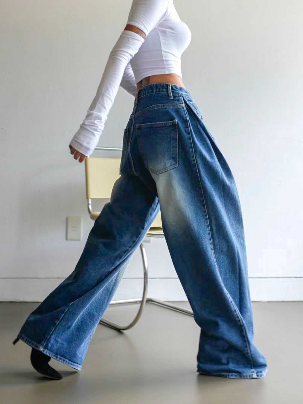 WASHED SIDE WIDE JEANS