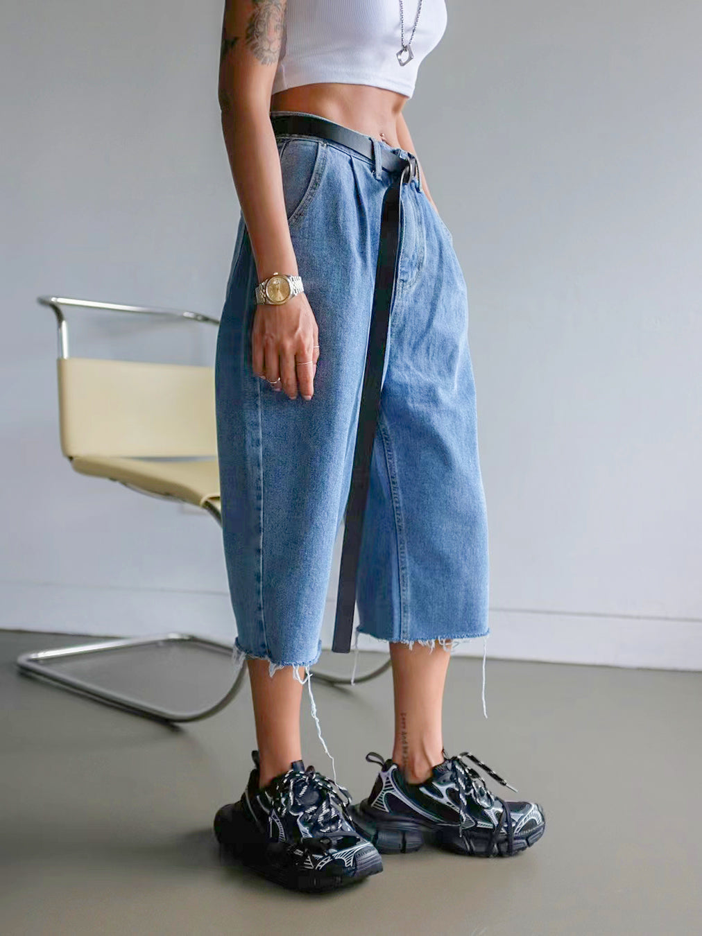 WASHED LONG LENGTH DENIM JORTS